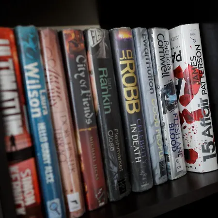 Live In Millenium Square Apartment *